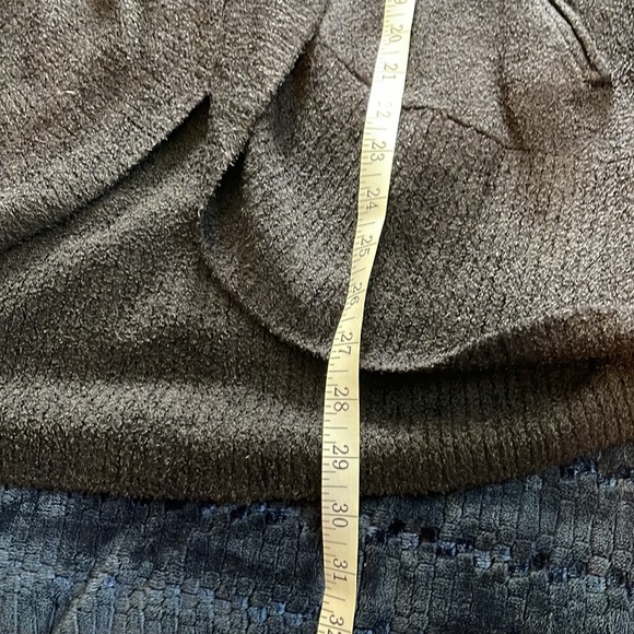 Barefoot dreams cardigan 🌲 - Picture 6 of 6